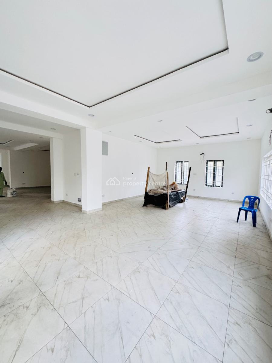 Commercial Space Available Supermarket,warehouse and Showroom, Chevron, Lekki, Lagos, Plaza / Complex / Mall for Rent