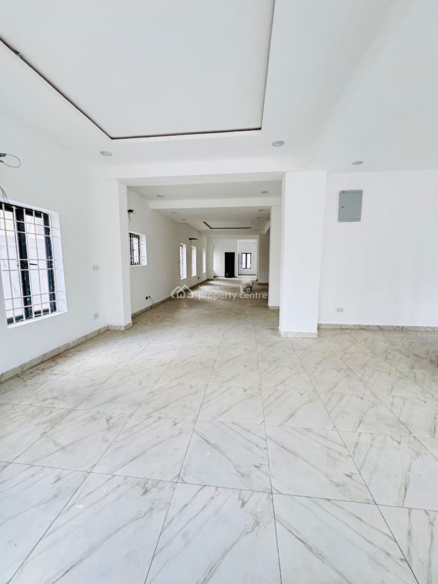 Commercial Space Available Supermarket,warehouse and Showroom, Chevron, Lekki, Lagos, Plaza / Complex / Mall for Rent