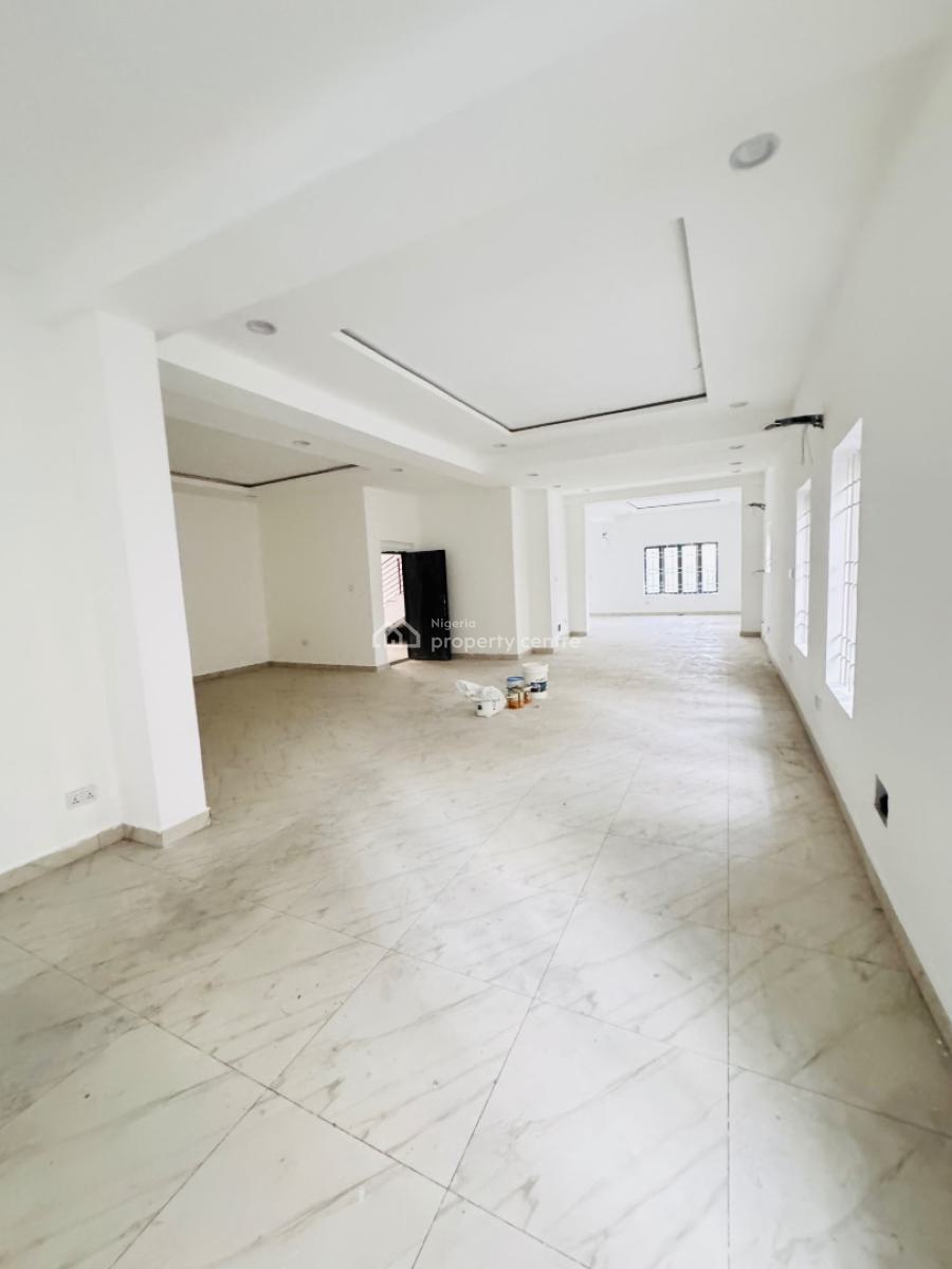 Commercial Space Available Supermarket,warehouse and Showroom, Chevron, Lekki, Lagos, Plaza / Complex / Mall for Rent