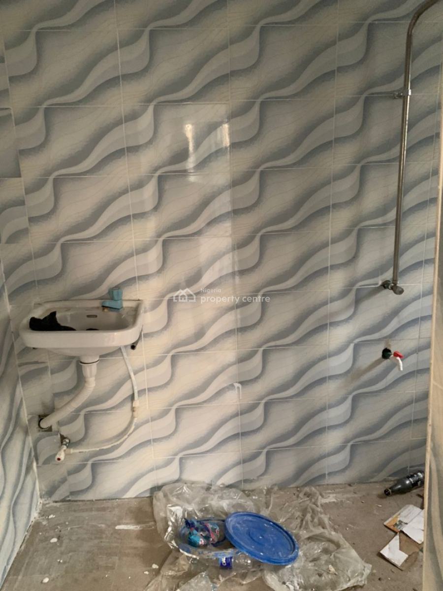 Luxury 2 Bedroom Apartment, Olowora, Omole Phase 2, Ikeja, Lagos, Flat / Apartment for Rent