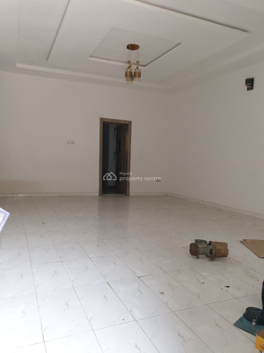 Spacious 2bedroom Flat, Ologolo, Lekki, Lagos, Flat / Apartment for Rent