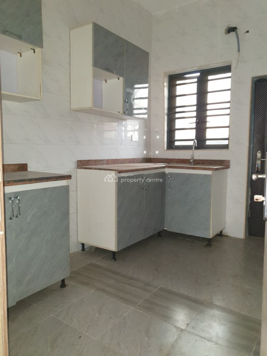 Spacious 2bedroom Flat, Ologolo, Lekki, Lagos, Flat / Apartment for Rent
