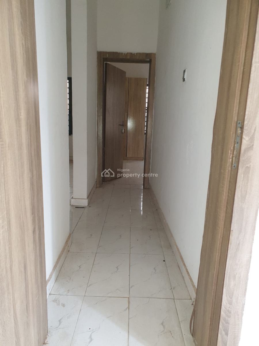 Spacious 2bedroom Flat, Ologolo, Lekki, Lagos, Flat / Apartment for Rent