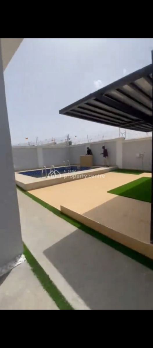 Distress 6 Bedroom Fully Detached Duplex, Zone 5, Wuse, Abuja, Detached Duplex for Sale