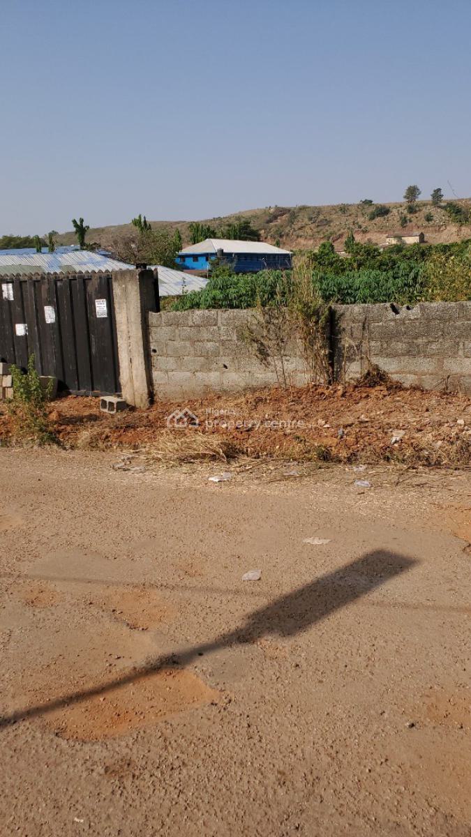 1300 Sqm Land in Jikwoyi Abuja, Jikwoyi, Abuja, Mixed-use Land for Sale