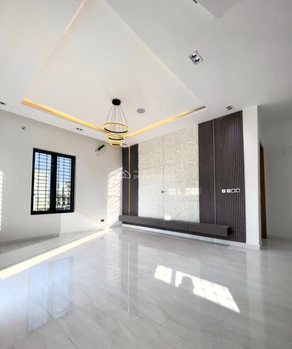 Luxurious 5 Bedrooms with Swimming Pool, Lekki Phase 1, Lekki, Lagos, Detached Duplex for Sale