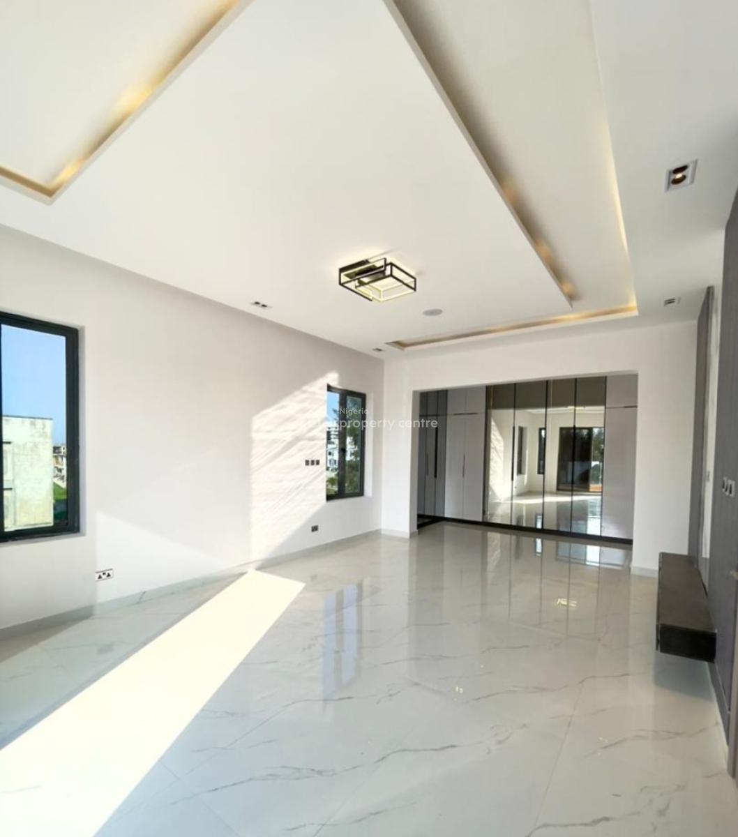 Luxurious 5 Bedrooms with Swimming Pool, Lekki Phase 1, Lekki, Lagos, Detached Duplex for Sale