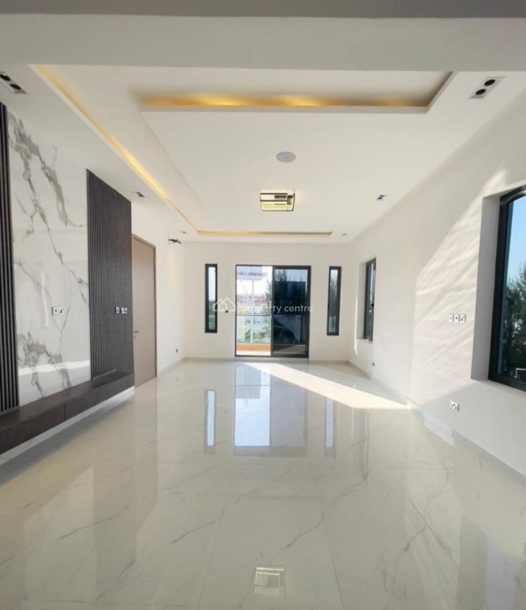 Luxurious 5 Bedrooms with Swimming Pool, Lekki Phase 1, Lekki, Lagos, Detached Duplex for Sale