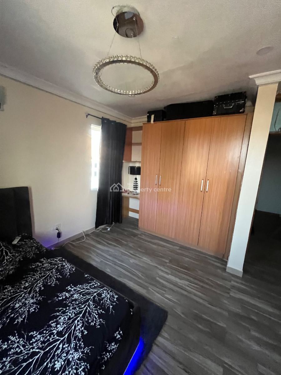 Clean Self Contain, Elegushi, Lekki Phase 1, Lekki, Lagos, Self Contain (single Rooms) for Rent