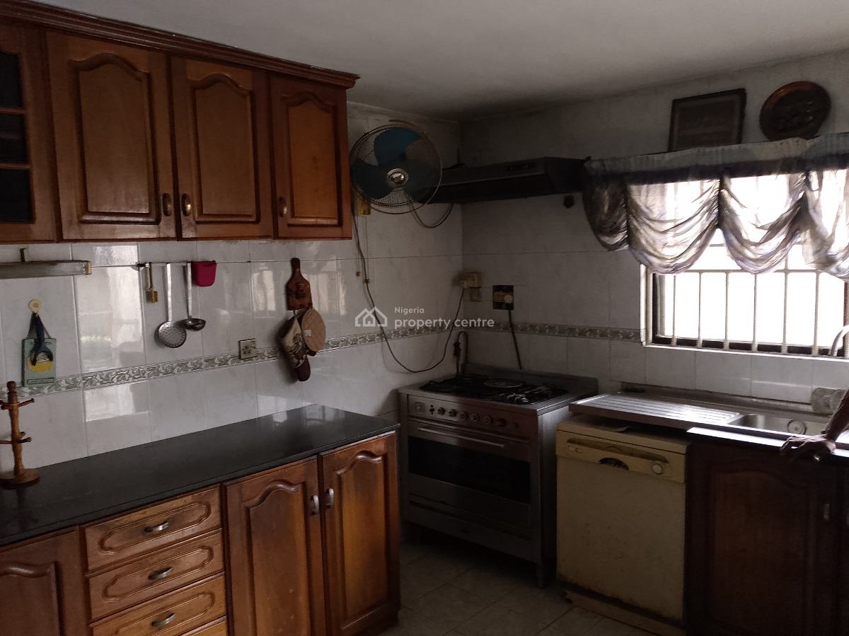 Self Compound 5 Bedroom All Ensuite Bungalow, Thomas Estate, Ajah, Lagos, Detached Bungalow for Rent