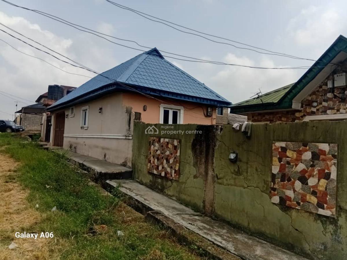 1 Unit of 3 Bed and 2 Units of Mini Flats, Igbo Agbowa, Ibeshe, Ikorodu, Lagos, Block of Flats for Sale