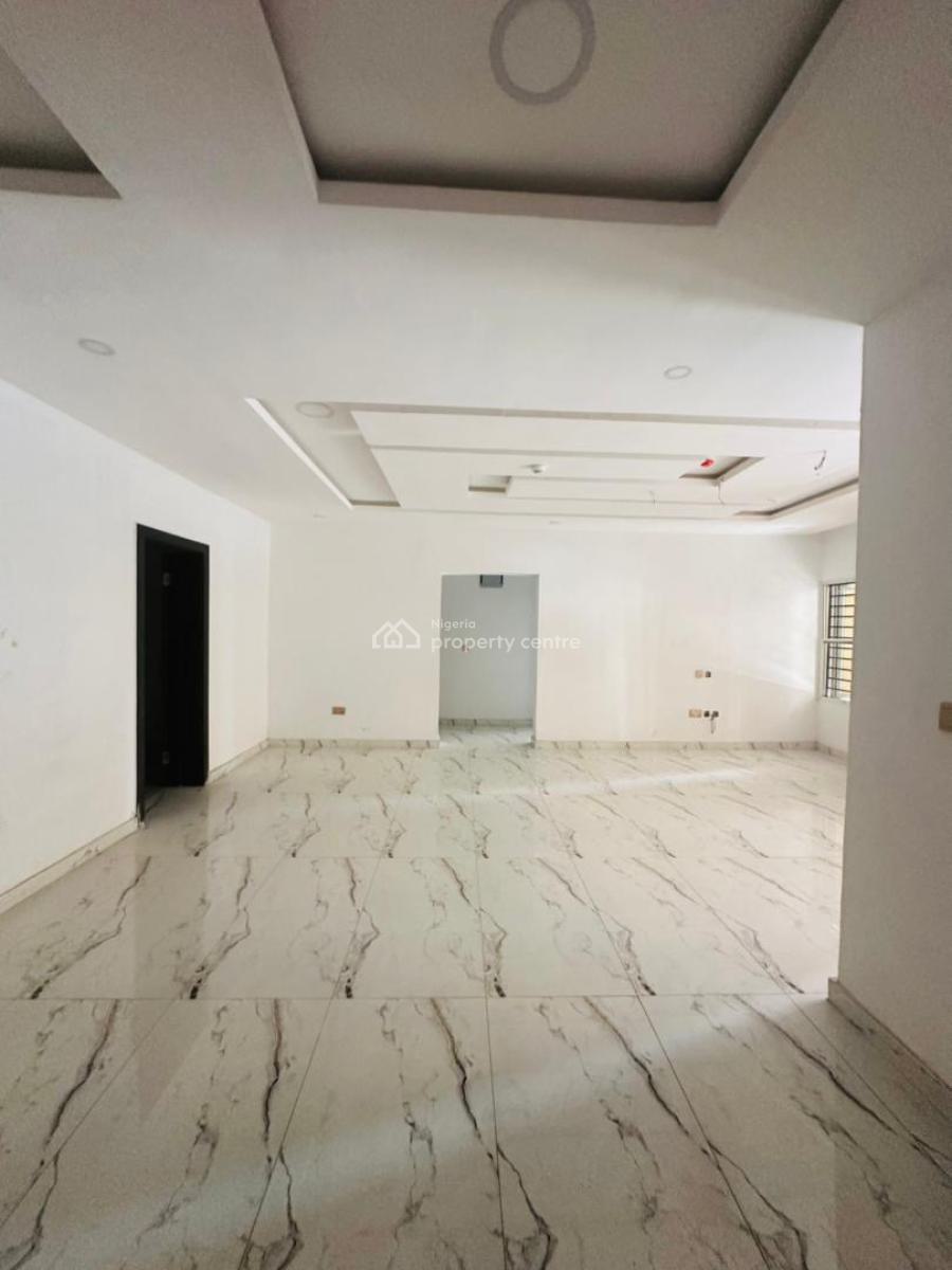 2 Bedroom Apartment with Bq, Lekki Phase 1, Lekki, Lagos, Flat / Apartment for Rent