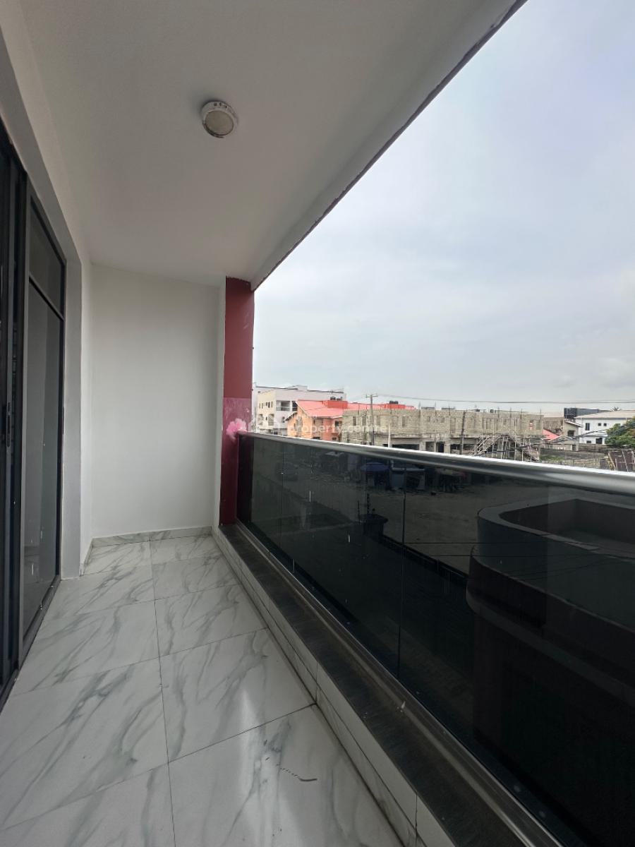 Well Serviced 2 Bedroom Apartment, Ologolo, Ologolo, Lekki, Lagos, Flat / Apartment for Rent