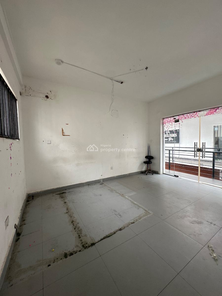 Well Serviced Shop/office Space, Ikota, Lekki, Lagos, Shop for Rent