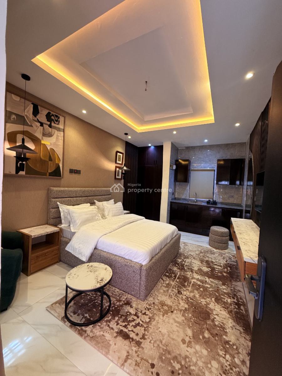 Single Room 1, Olowora, Omole Phase 2, Ikeja, Lagos, Flat / Apartment Short Let