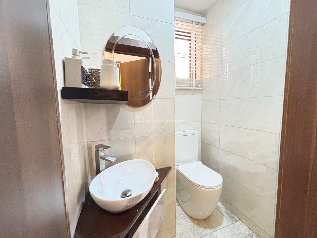 Neat 3 Bedroom Apartment, Oniru, Victoria Island (vi), Lagos, Flat / Apartment for Rent