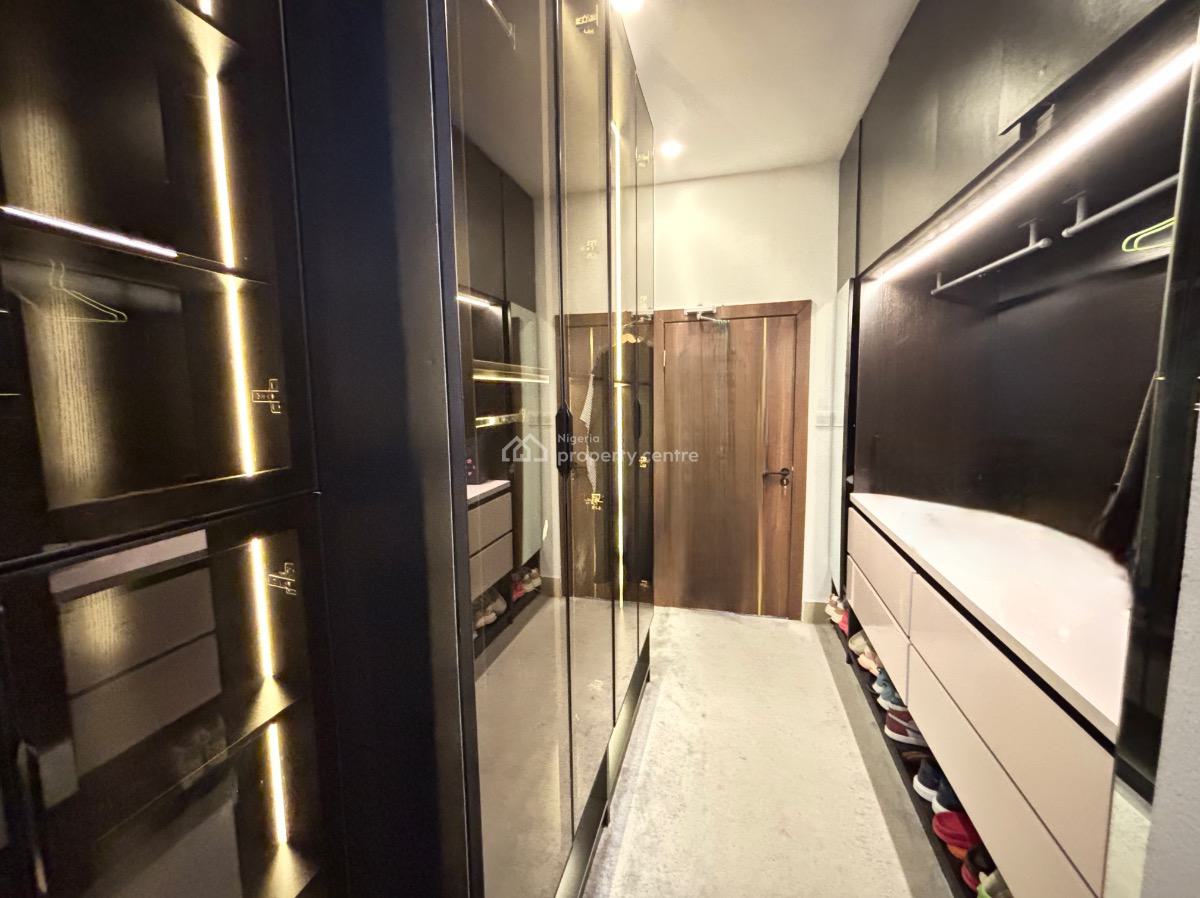 Neat 3 Bedroom Apartment, Oniru, Victoria Island (vi), Lagos, Flat / Apartment for Rent