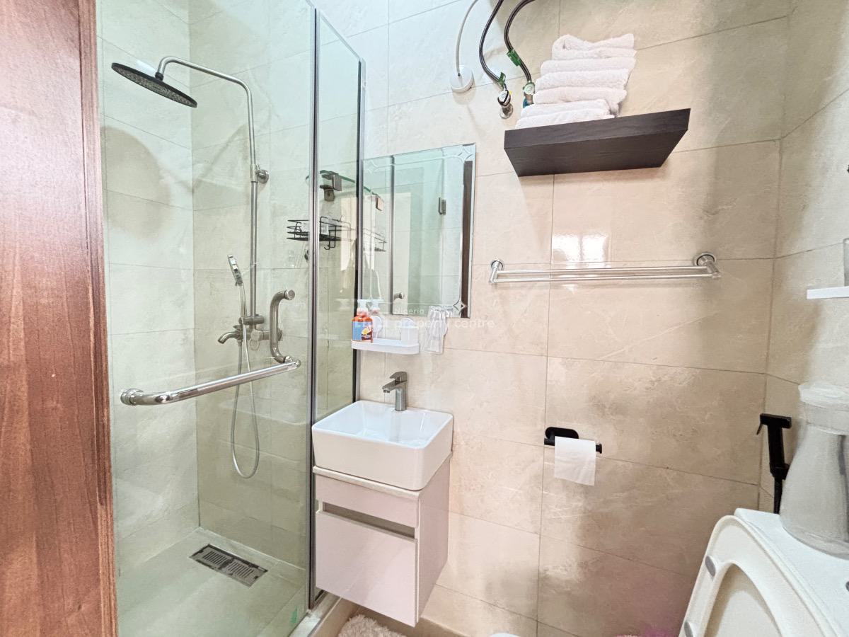 Neat 3 Bedroom Apartment, Oniru, Victoria Island (vi), Lagos, Flat / Apartment for Rent