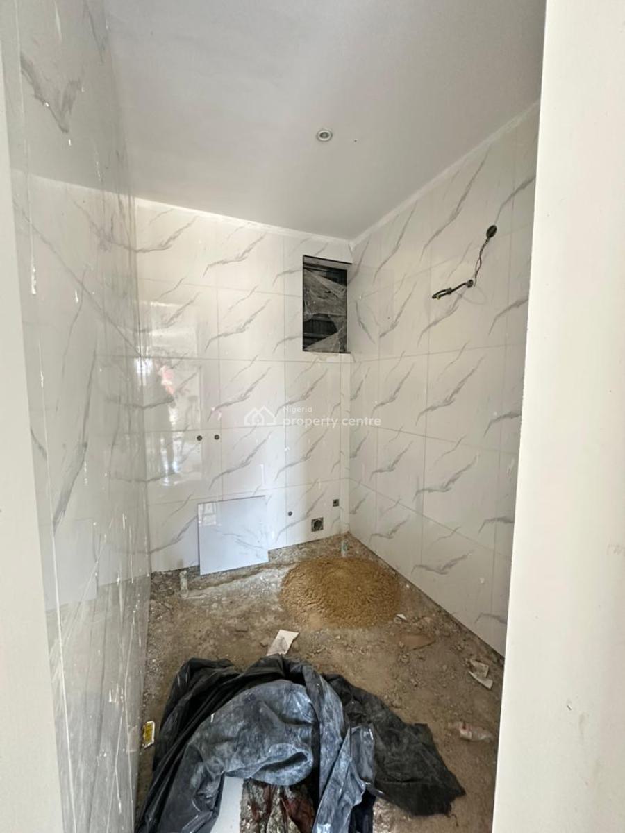 Beautifully Crafted 3 Bedroom Apartment with a Swimming Pool, Elevator, Lekki Phase 1, Lekki, Lagos, Flat / Apartment for Sale