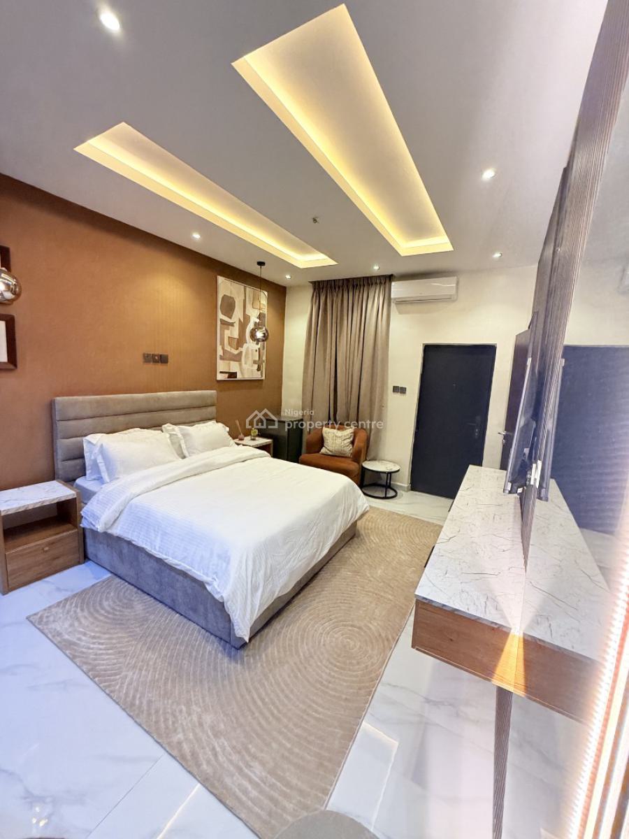 Single Room 2, Olowora, Omole Phase 2, Ikeja, Lagos, Flat / Apartment Short Let