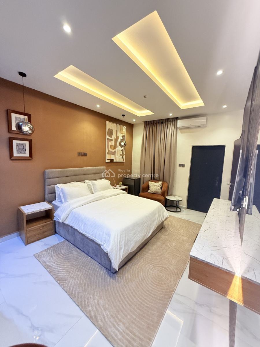 Single Room 2, Olowora, Omole Phase 2, Ikeja, Lagos, Flat / Apartment Short Let