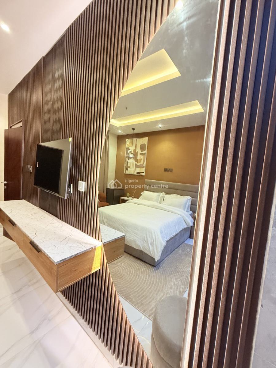 Single Room 2, Olowora, Omole Phase 2, Ikeja, Lagos, Flat / Apartment Short Let