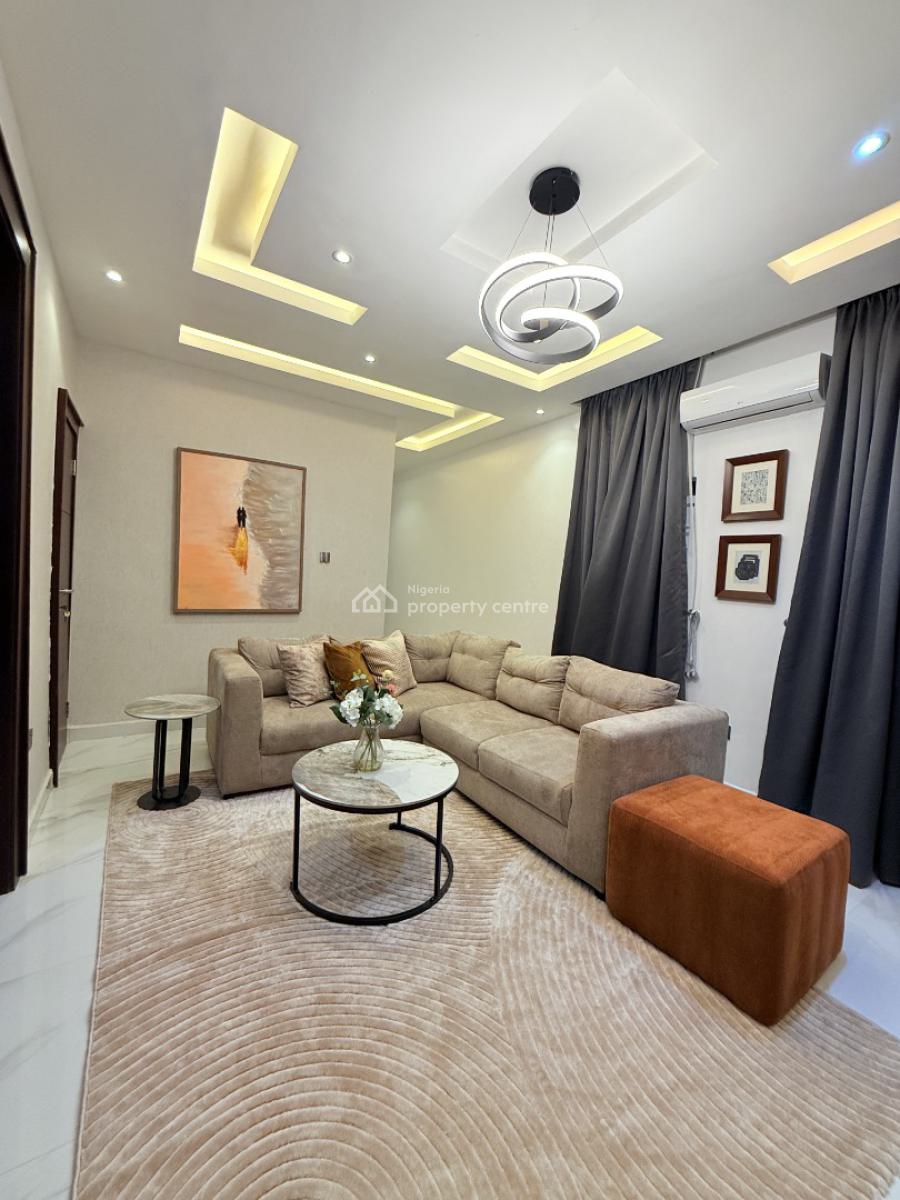 Mini Flat 1, Olowora, Omole Phase 2, Ikeja, Lagos, Flat / Apartment Short Let