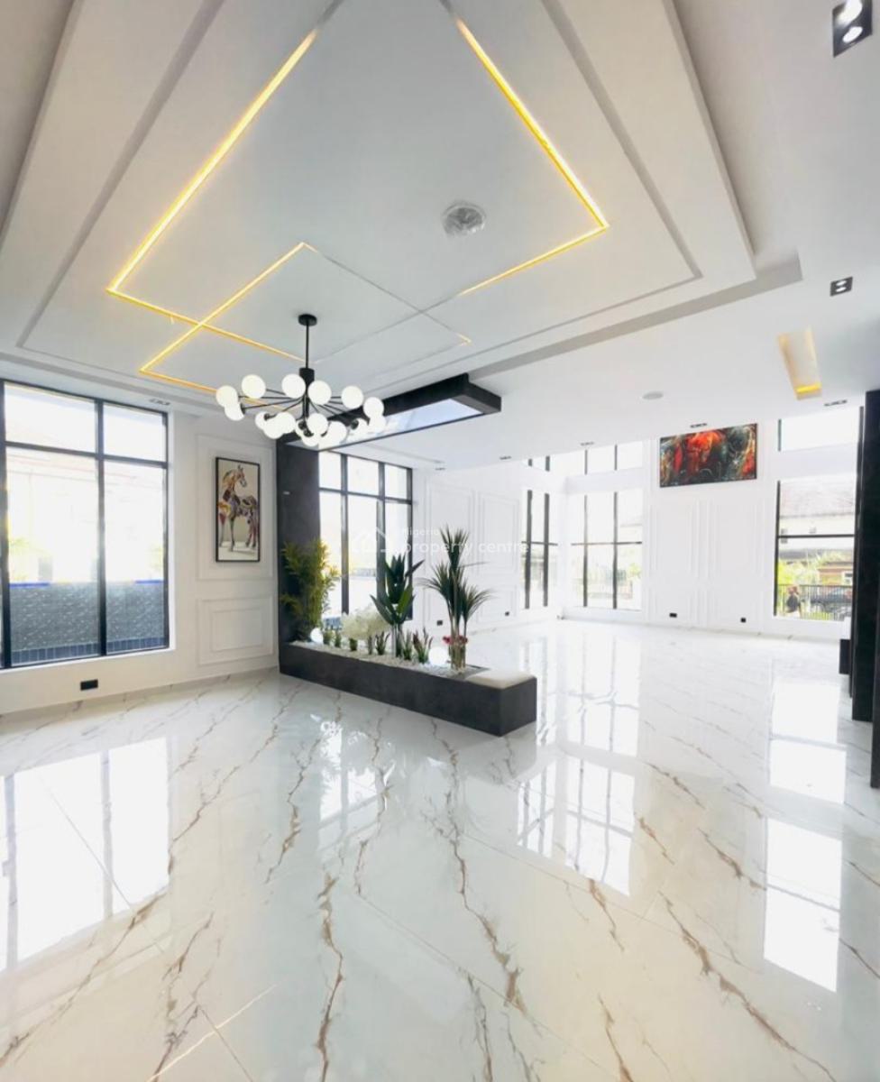 Sophisticated 6 Bedrooms, Vgc, Lekki, Lagos, Detached Duplex for Sale
