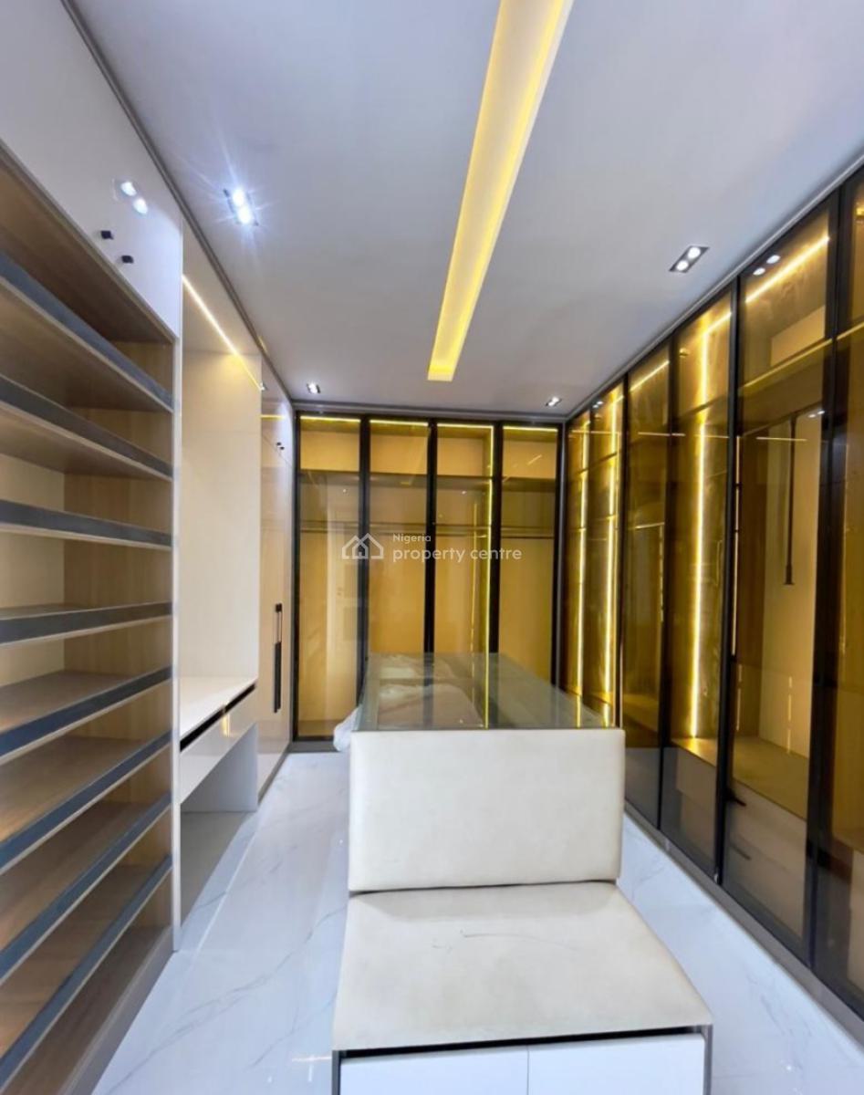 Sophisticated 6 Bedrooms, Vgc, Lekki, Lagos, Detached Duplex for Sale