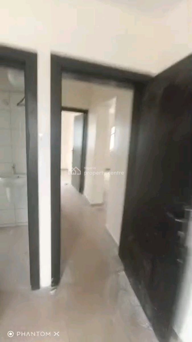 1 Unit of Newly Renovated 3 Bedroom Apartments with All Rooms Ensuite, Awoyokun Street, Onipanu, Shomolu, Lagos, Flat / Apartment for Rent