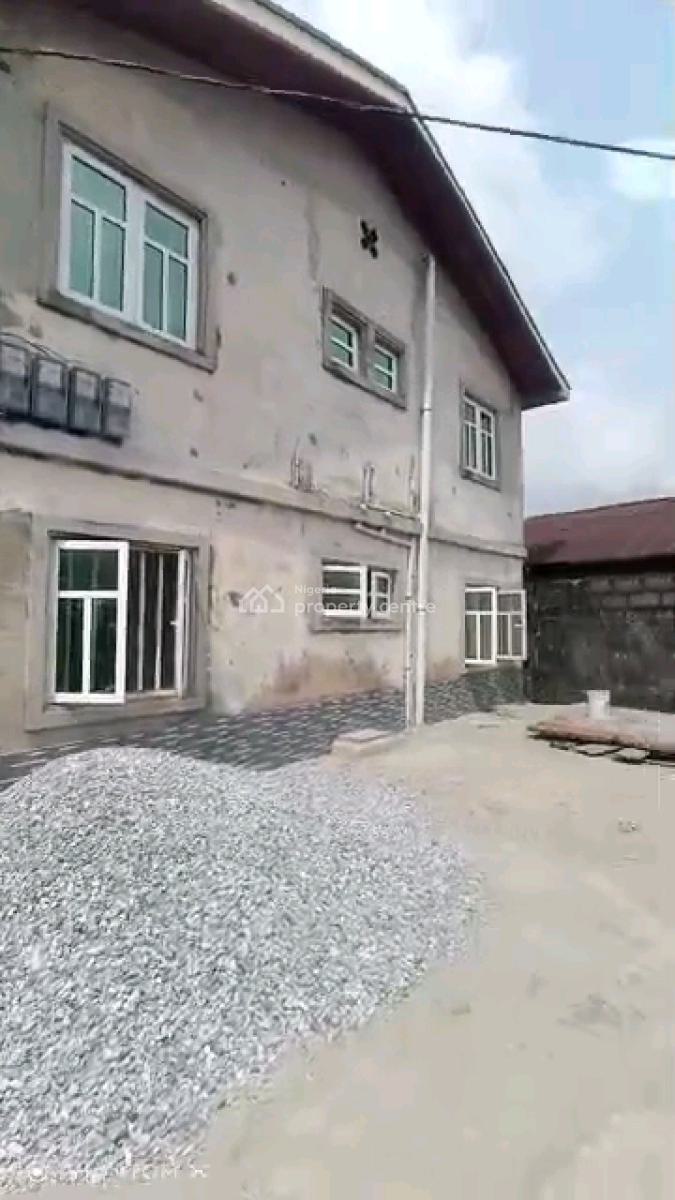 1 Unit of Newly Renovated 3 Bedroom Apartments with All Rooms Ensuite, Awoyokun Street, Onipanu, Shomolu, Lagos, Flat / Apartment for Rent