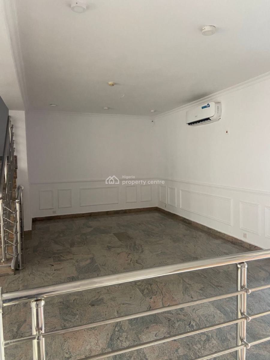 Newly Refurbished 3 Bedroom Terrace House with 2 Rooms Bq and Pool, Banana Island Road, Ikoyi, Lagos, Terraced Duplex for Rent