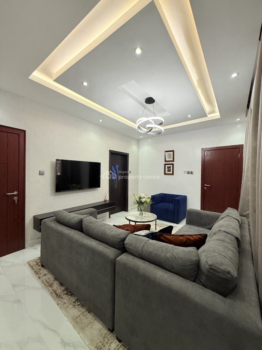 Mini Flat 2, Olowora, Omole Phase 2, Ikeja, Lagos, Flat / Apartment Short Let