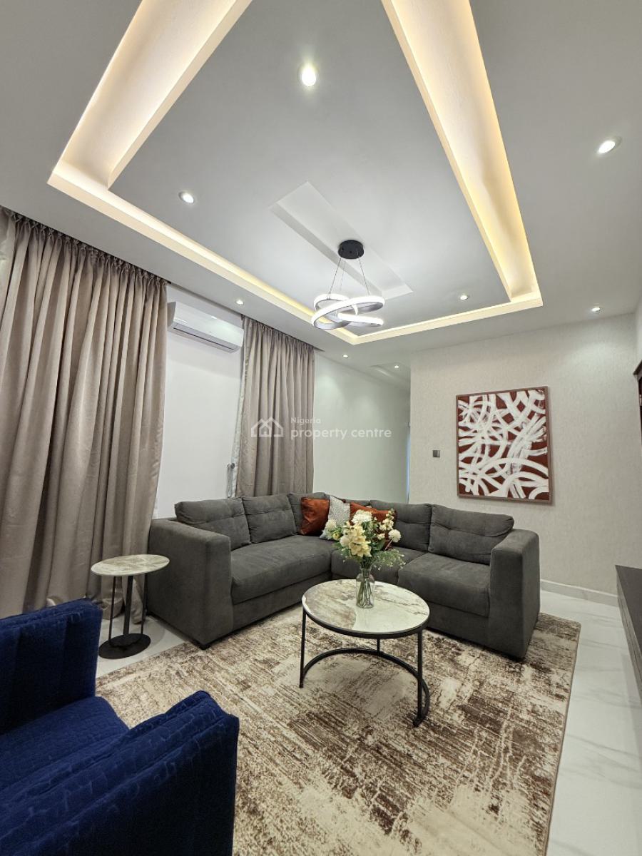 Mini Flat 2, Olowora, Omole Phase 2, Ikeja, Lagos, Flat / Apartment Short Let