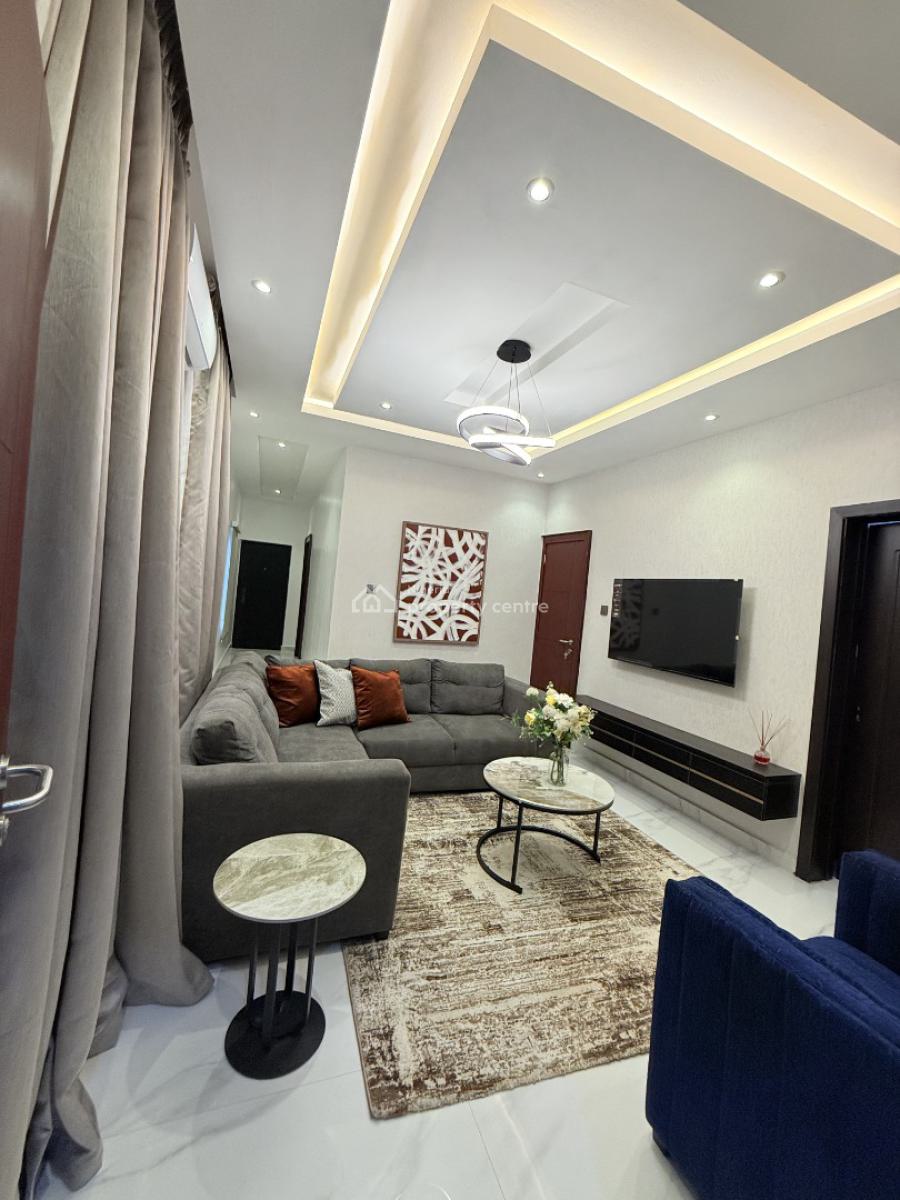 Mini Flat 2, Olowora, Omole Phase 2, Ikeja, Lagos, Flat / Apartment Short Let