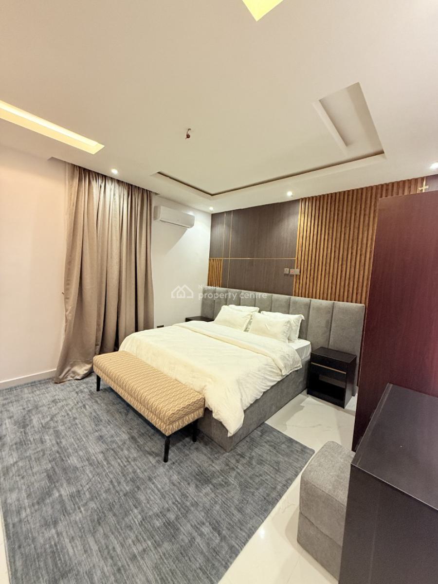 Mini Flat 2, Olowora, Omole Phase 2, Ikeja, Lagos, Flat / Apartment Short Let