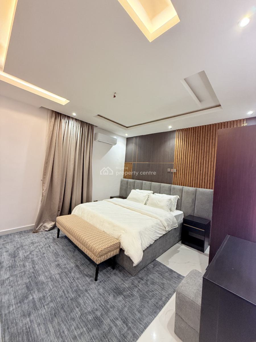 Mini Flat 2, Olowora, Omole Phase 2, Ikeja, Lagos, Flat / Apartment Short Let