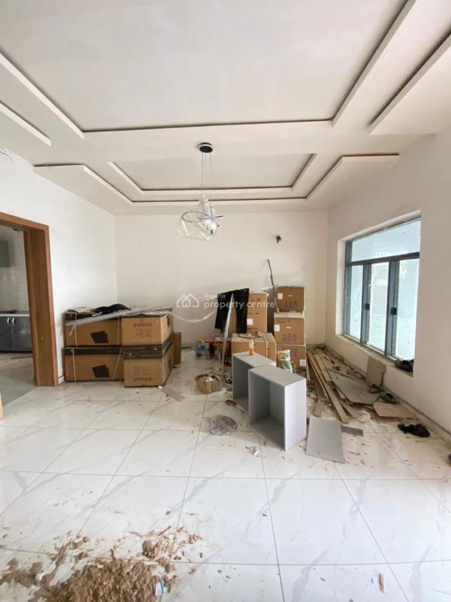 4 Bedroom Duplex, Ologolo, Lekki, Lekki, Lagos, Terraced Duplex for Sale