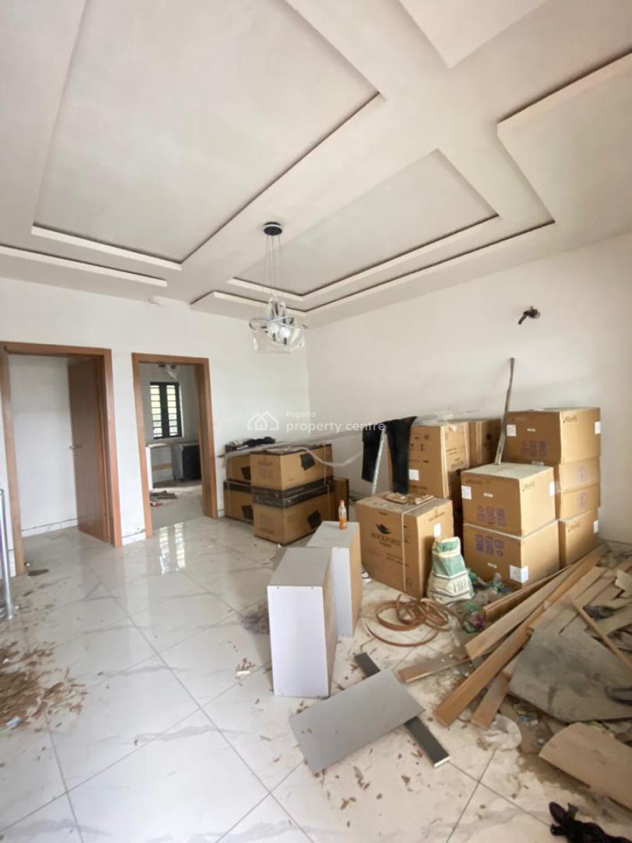 4 Bedroom Duplex, Ologolo, Lekki, Lekki, Lagos, Terraced Duplex for Sale