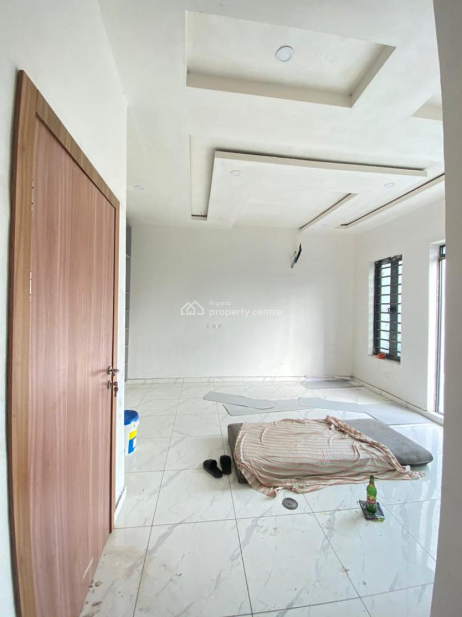 4 Bedroom Duplex, Ologolo, Lekki, Lekki, Lagos, Terraced Duplex for Sale