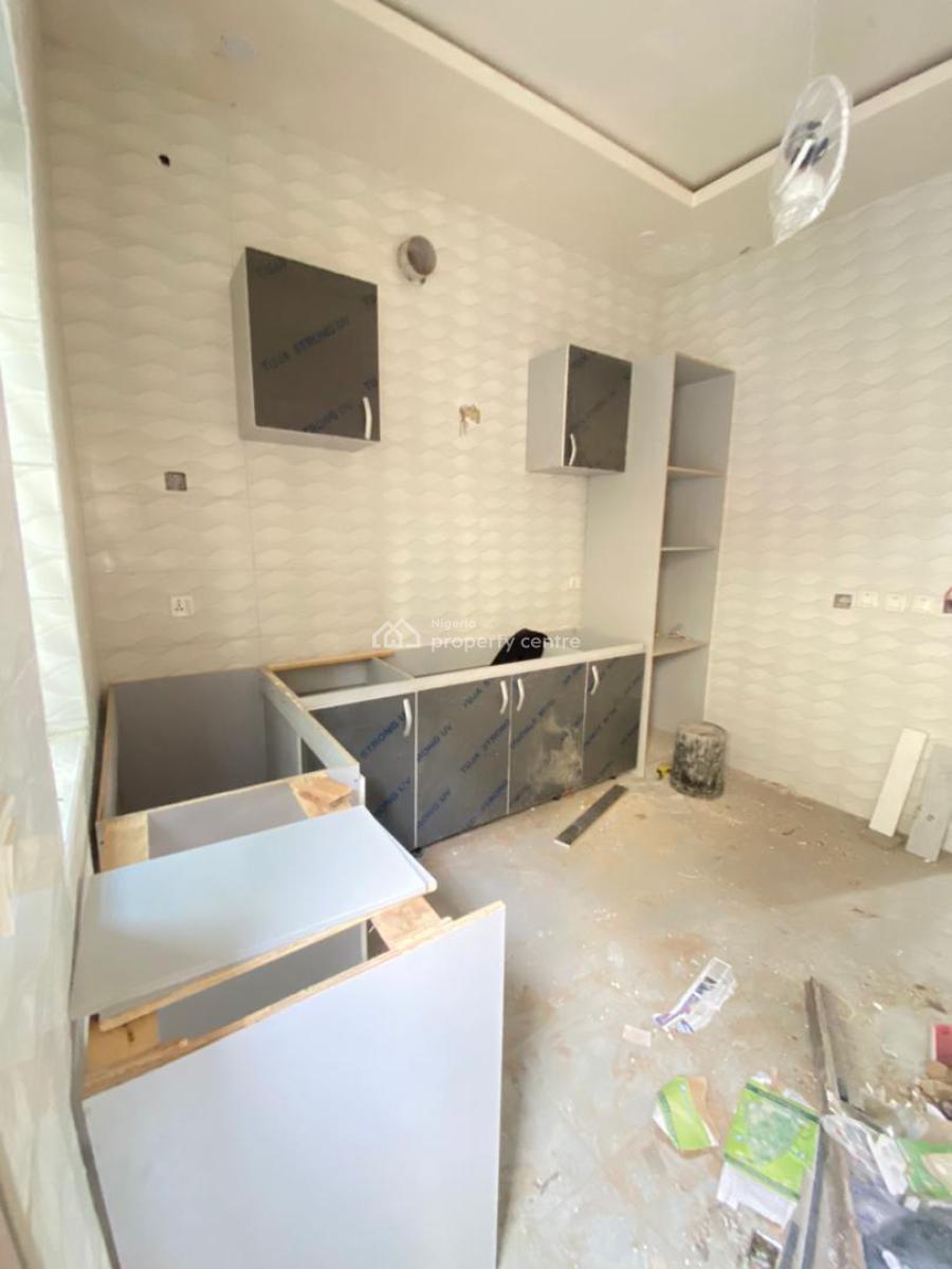 4 Bedroom Duplex, Ologolo, Lekki, Lekki, Lagos, Terraced Duplex for Sale