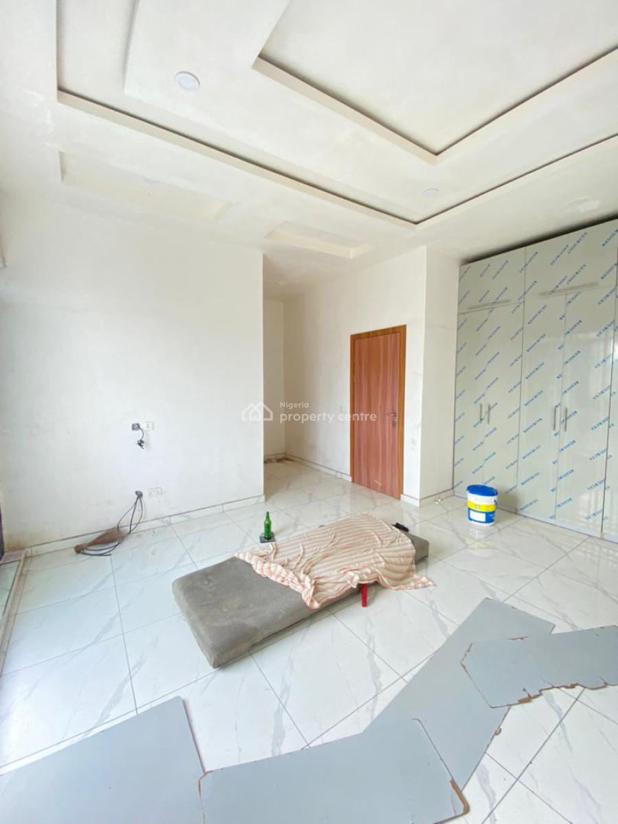 4 Bedroom Duplex, Ologolo, Lekki, Lekki, Lagos, Terraced Duplex for Sale