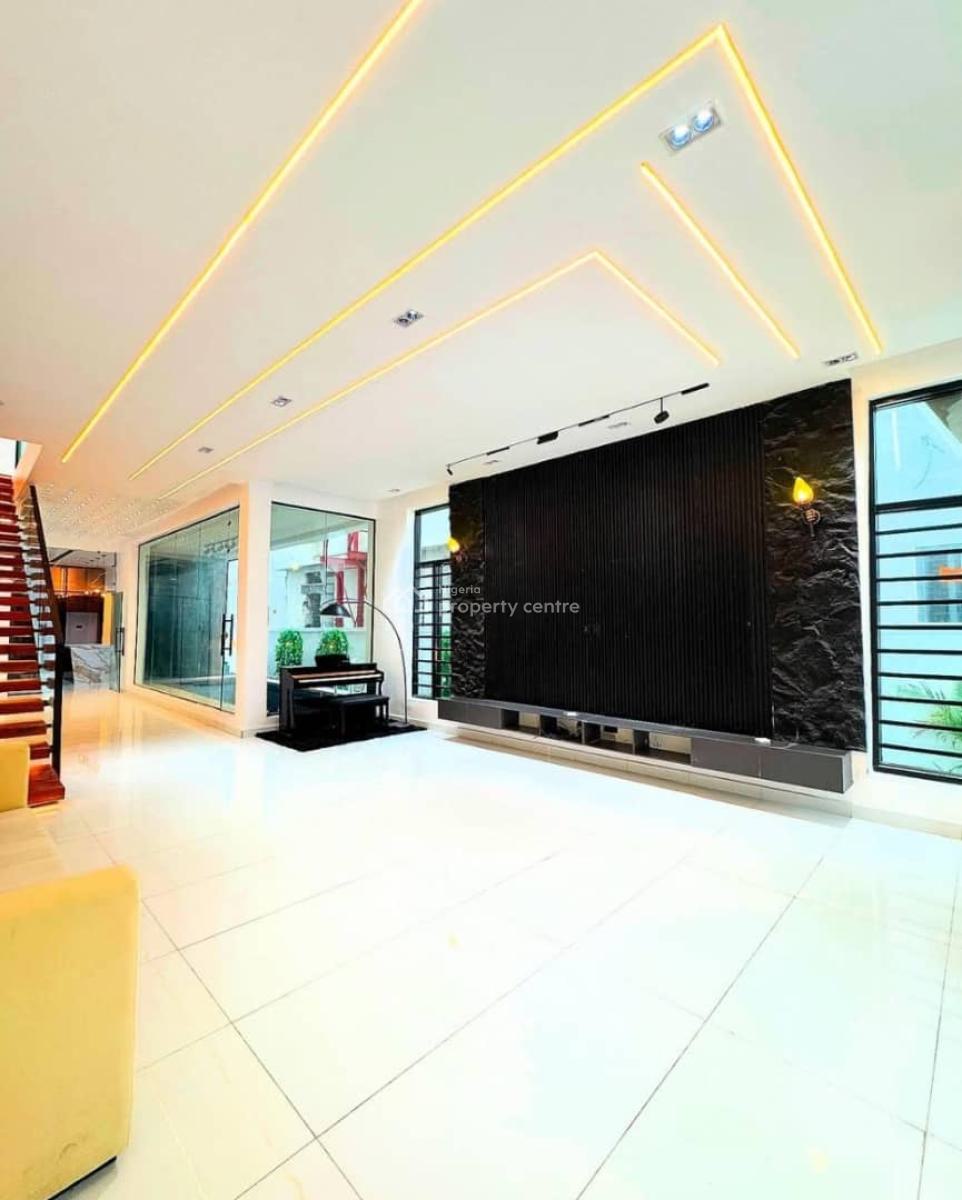 Magnificent 5 Bedroom Detached Duplex with a Swimming Pool & Bq, Ikota, Lekki, Lagos, Detached Duplex for Sale