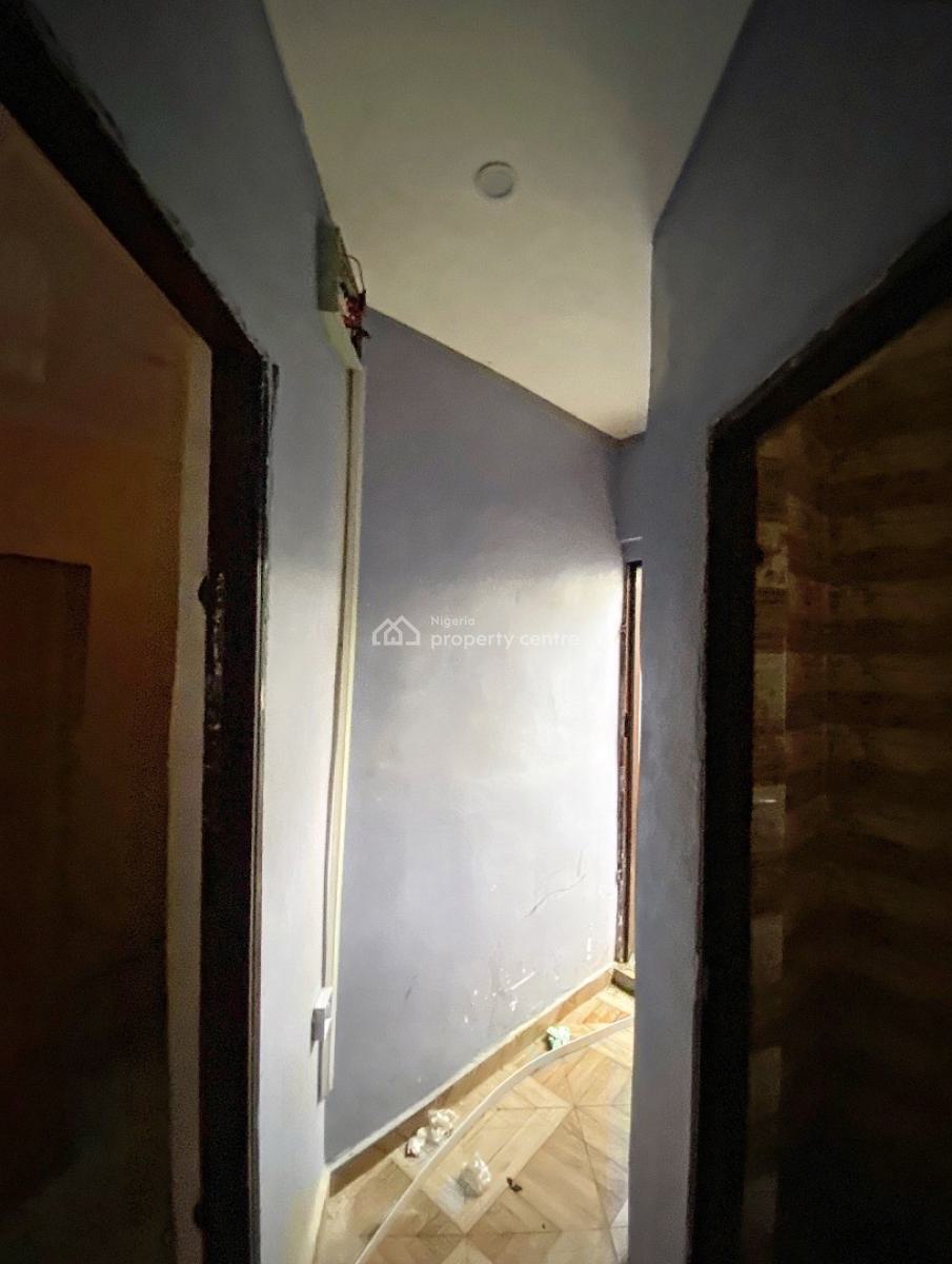 Clean 1 Bedroom Apartment with Pop Ceiling & Fed Light, New Layout Estate Off Rumuokwurusi Tank Flyover Rumuowhara, Port Harcourt, Rivers, Flat / Apartment for Rent