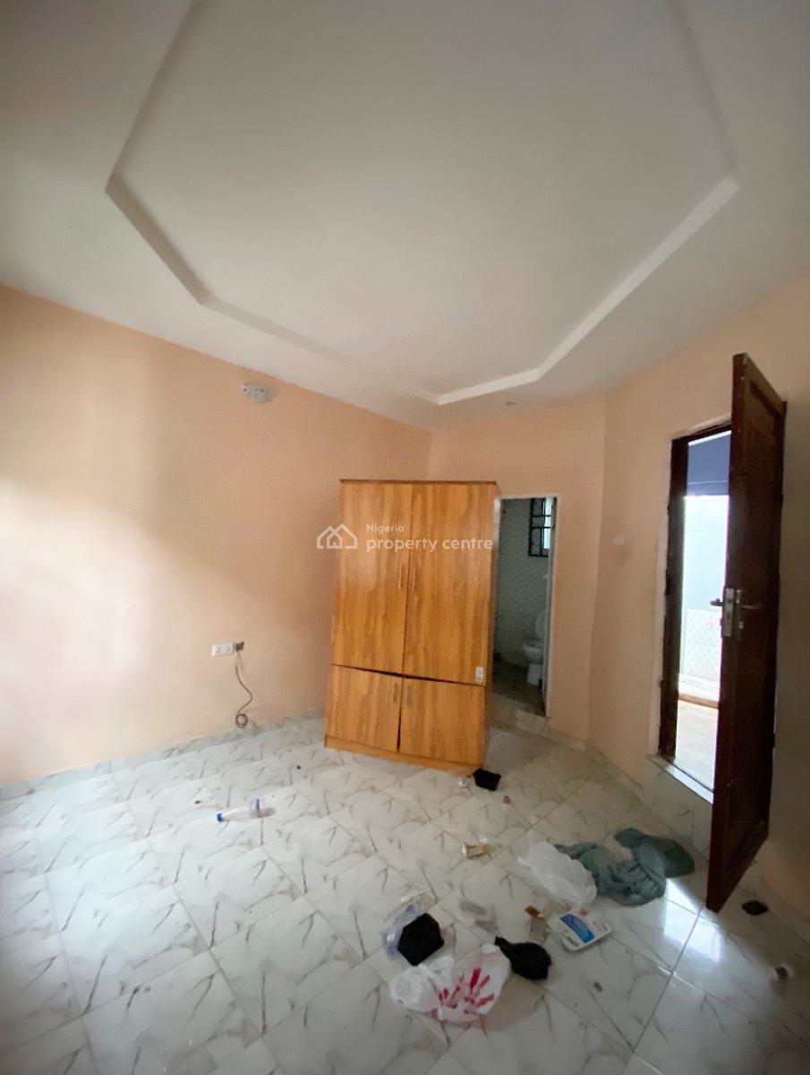 Clean 1 Bedroom Apartment with Pop Ceiling & Fed Light, New Layout Estate Off Rumuokwurusi Tank Flyover Rumuowhara, Port Harcourt, Rivers, Flat / Apartment for Rent