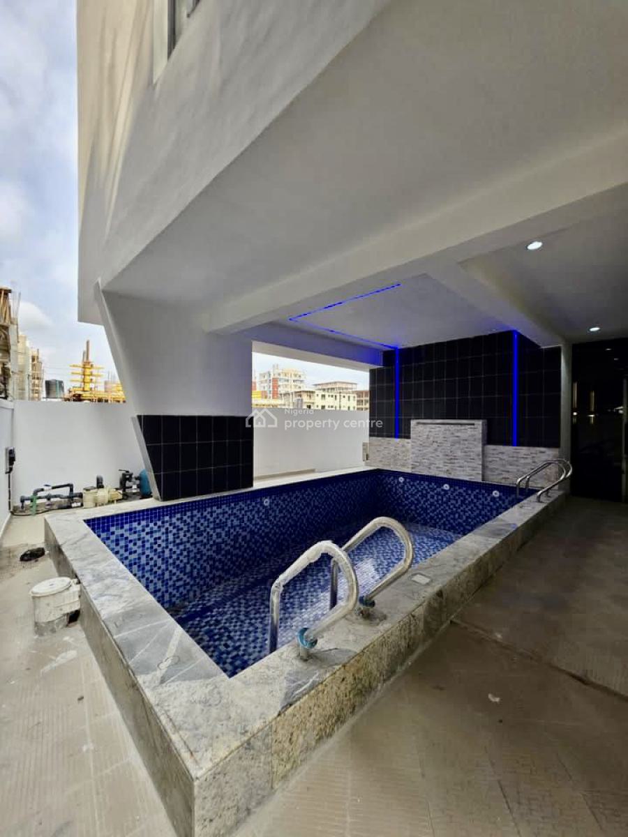 Well Built & Very Spacious 2 Bedroom Apartment  with Bq, Gym & Pool, Lekki Phase 1, Lekki, Lagos, Flat / Apartment for Sale