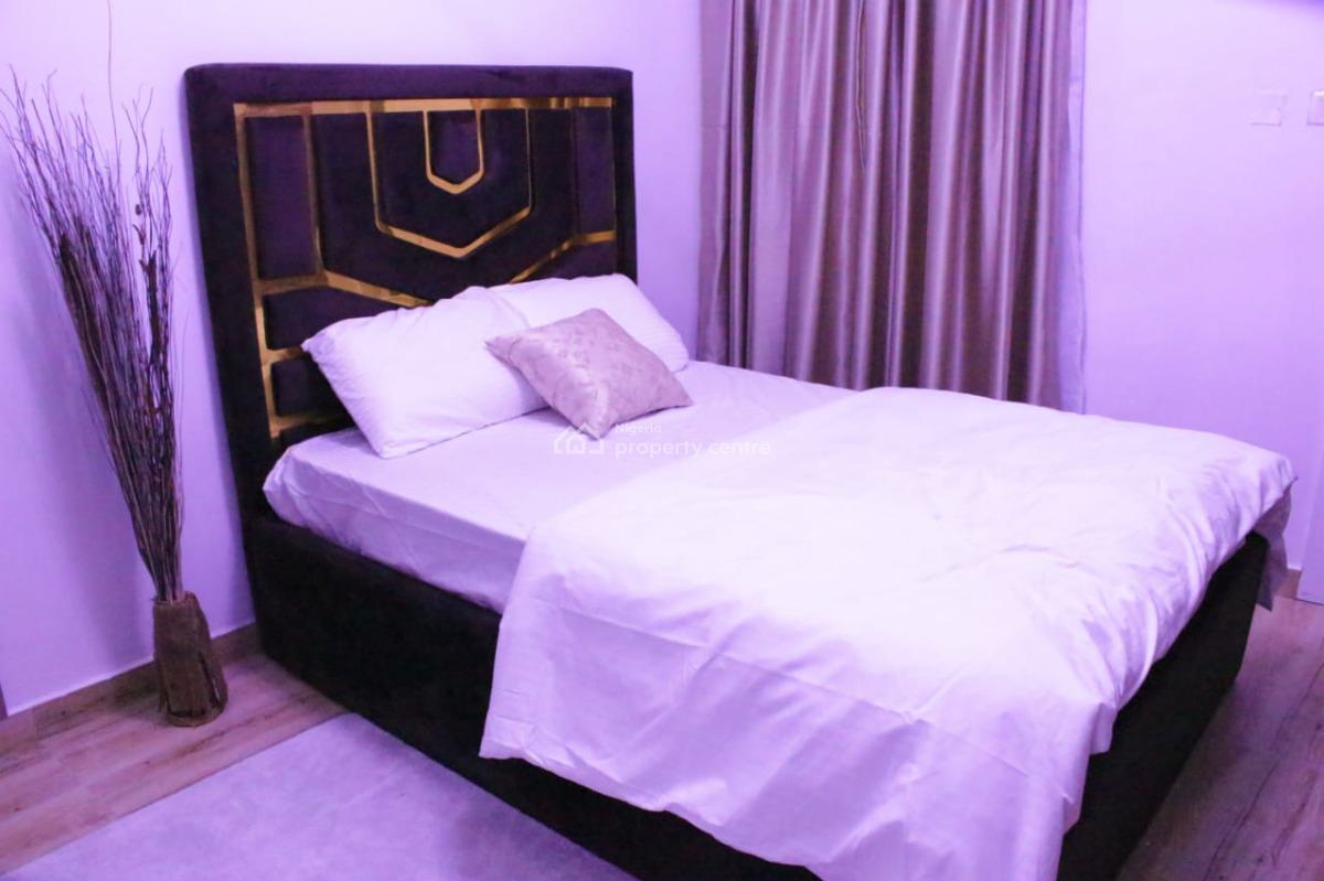 3bedroom Bungalow, Ogba, Ogba, Ikeja, Lagos, Flat / Apartment Short Let