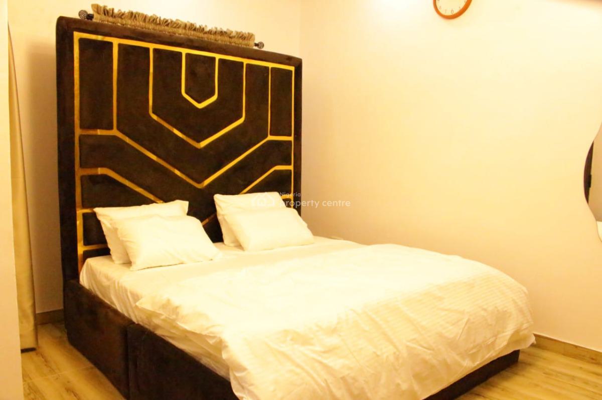 3bedroom Bungalow, Ogba, Ogba, Ikeja, Lagos, Flat / Apartment Short Let