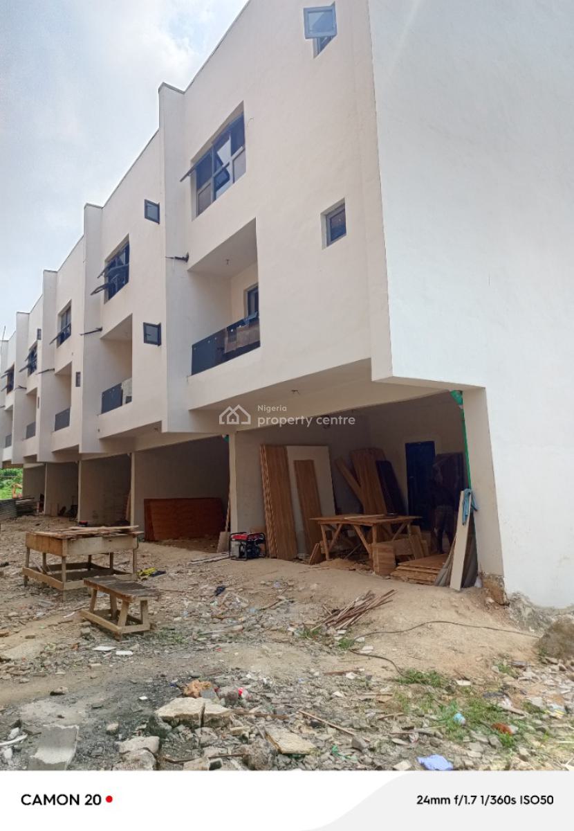 Newly Built 4 Bedroom Terrace Duplex    Location: Surulere Lagos, Secured Estate, Surulere, Lagos, Terraced Duplex for Sale