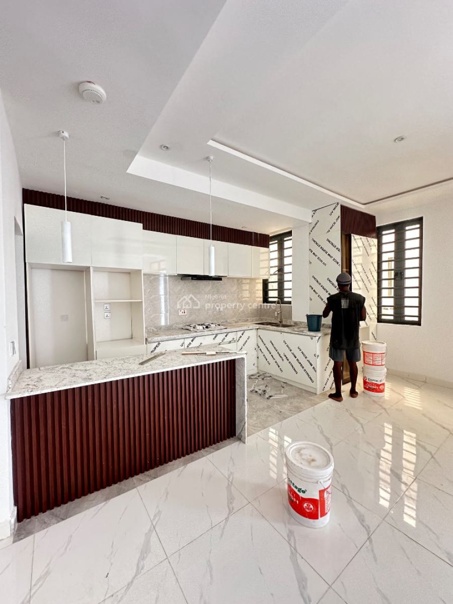Contemporary 3 Bedroom Apartment Suitable for Investment, Lekki Phase 1, Lekki Phase 1, Lekki, Lagos, Block of Flats for Sale